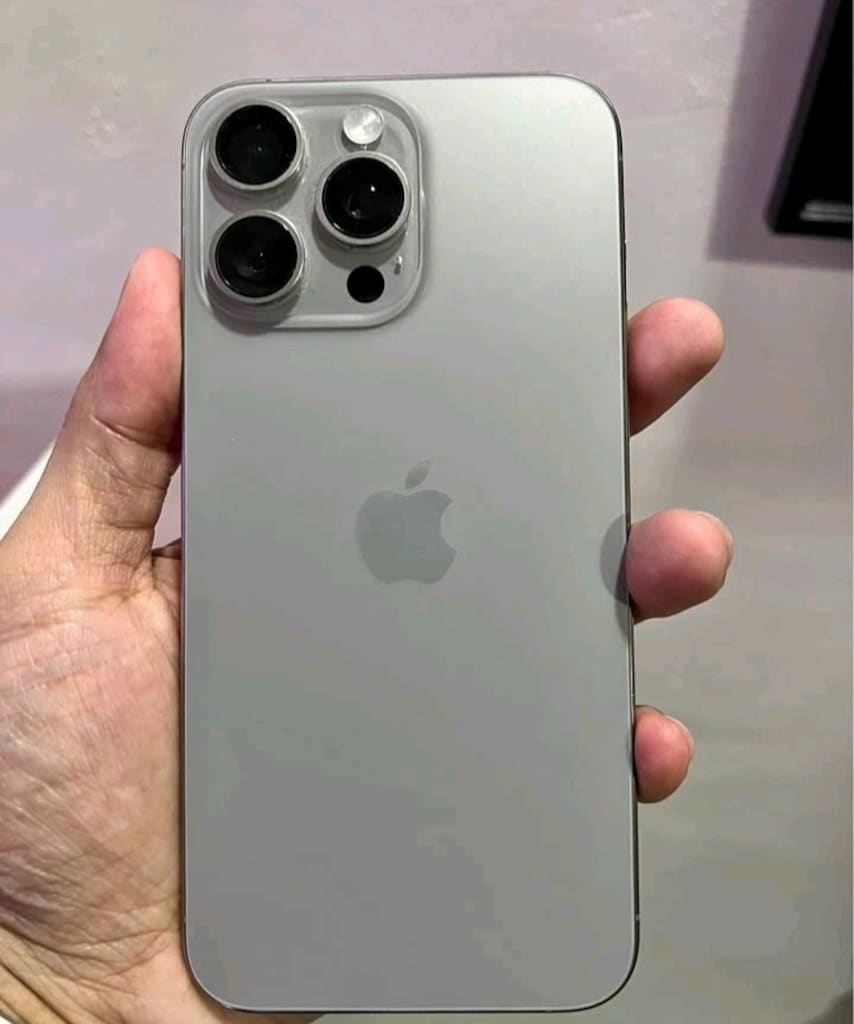 İLK SAHİBİNDEN İPhone 15 PRO MAX