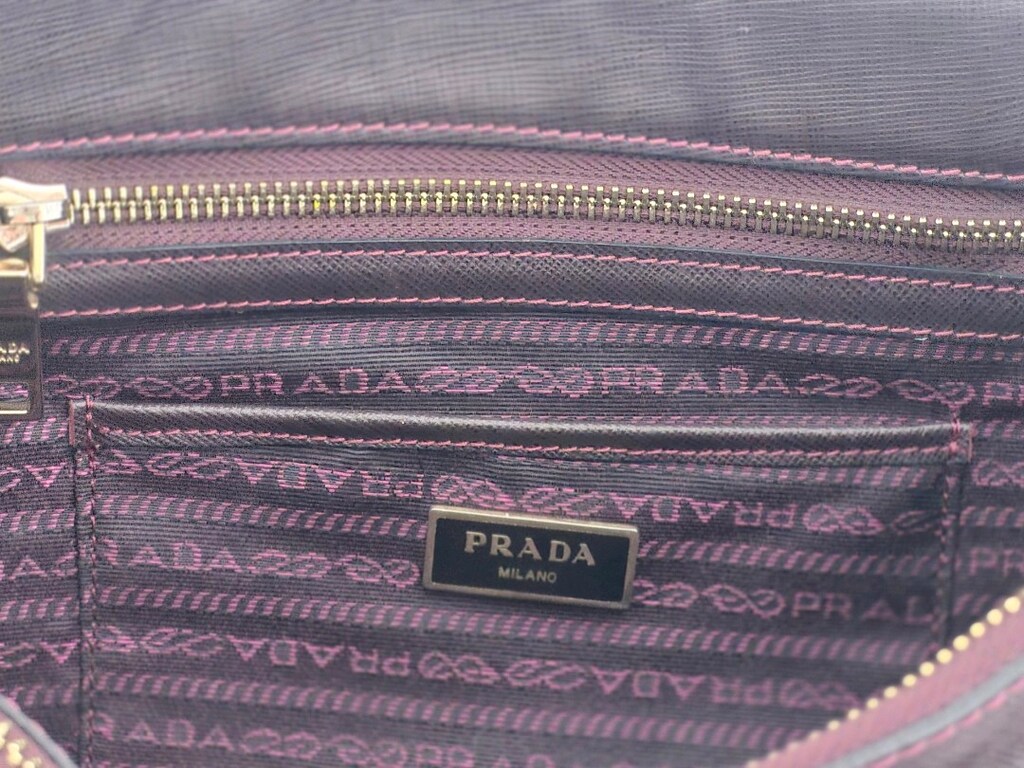 PRADA deri kol çantası — görsel 3/4