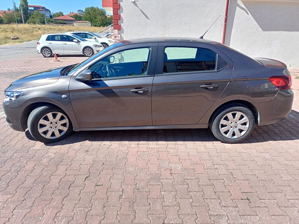 Peugeot 301 - 2