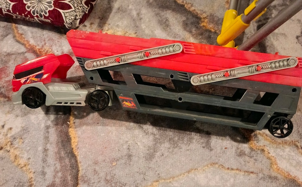 Hotwheels Mega Tır - 3