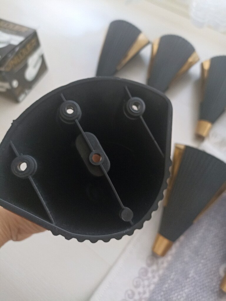 8 plastik koltuk baza kanepe ayağı - 4