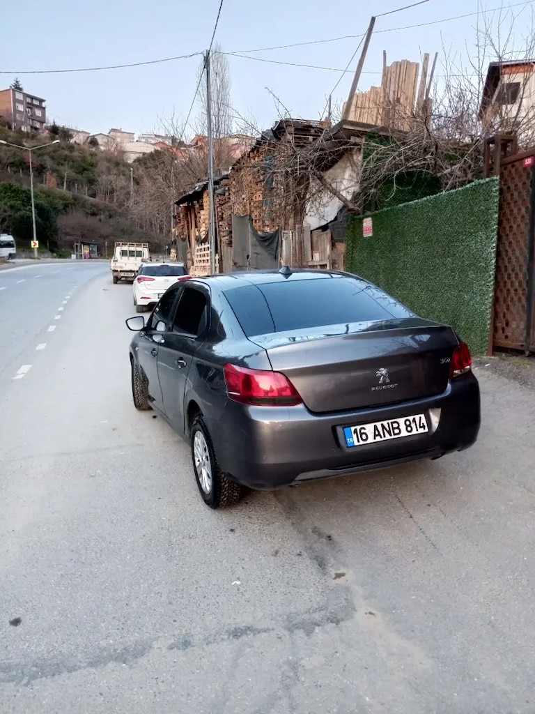 Peugeot 301 - 4