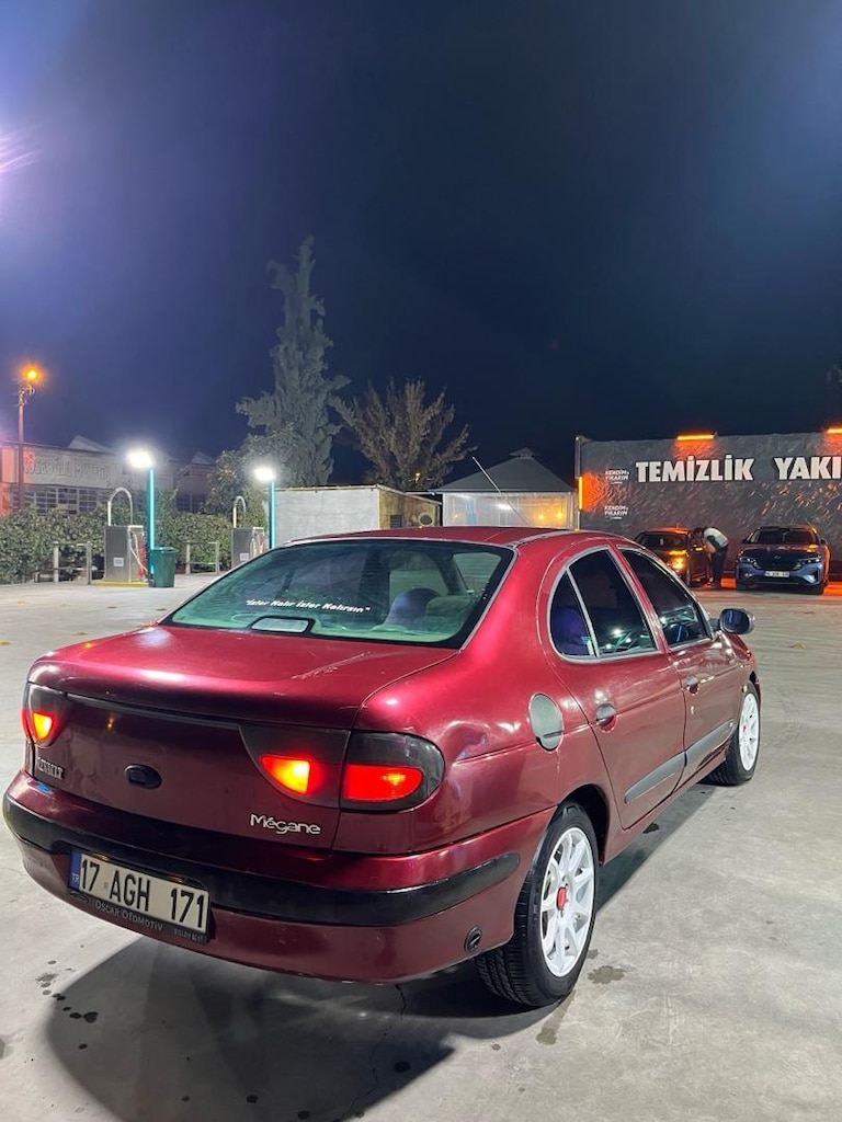 sahibinden temiz megane 1 - 5