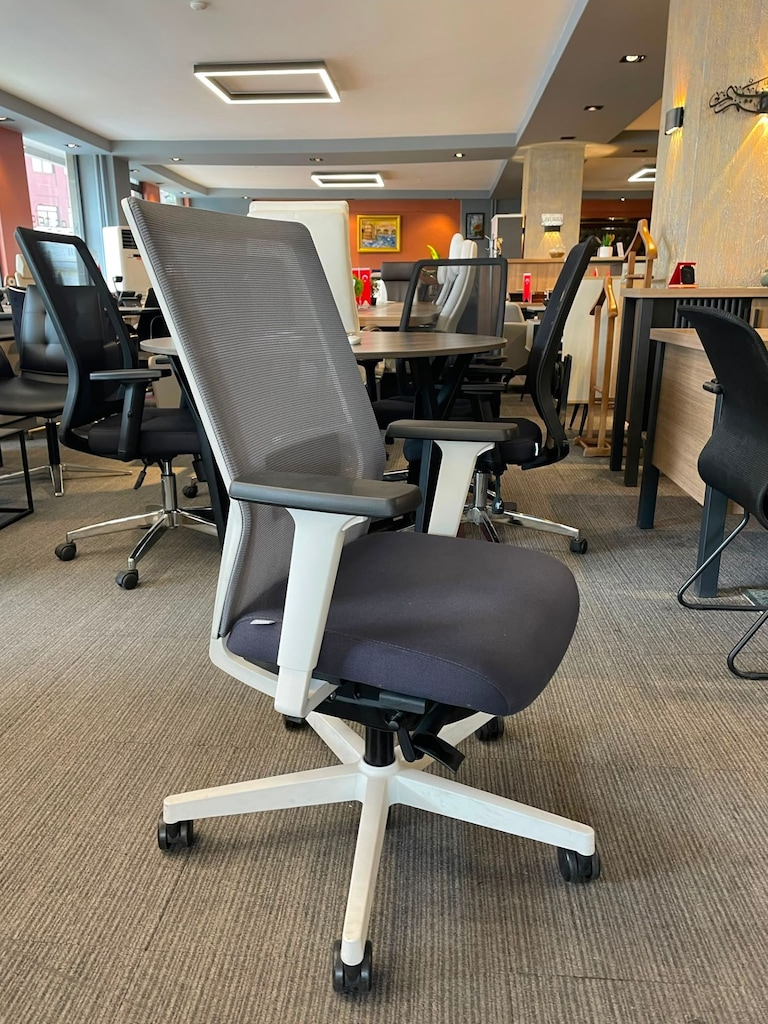 KLAS OFİS ÜSKÜDAR NURUS ME TOO BEYAZ ÇALIŞMA KOLTUĞU - 2
