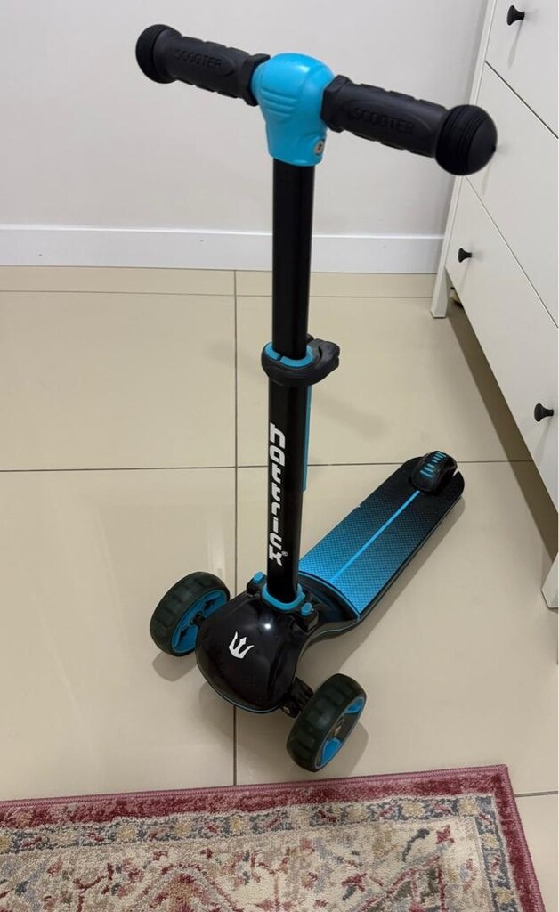Hattrick Scooter - 2