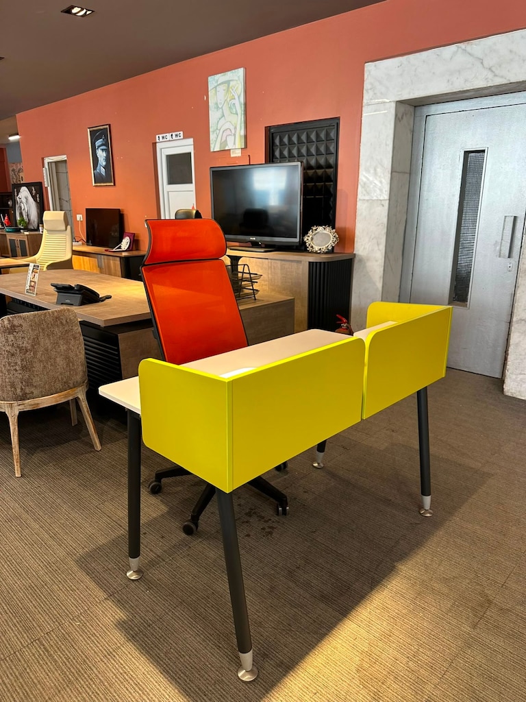 KLAS OFİS ÜSKÜDAR 125x70 FLEKSİT SEKRETER MASASI İKİNCİ EL - 2