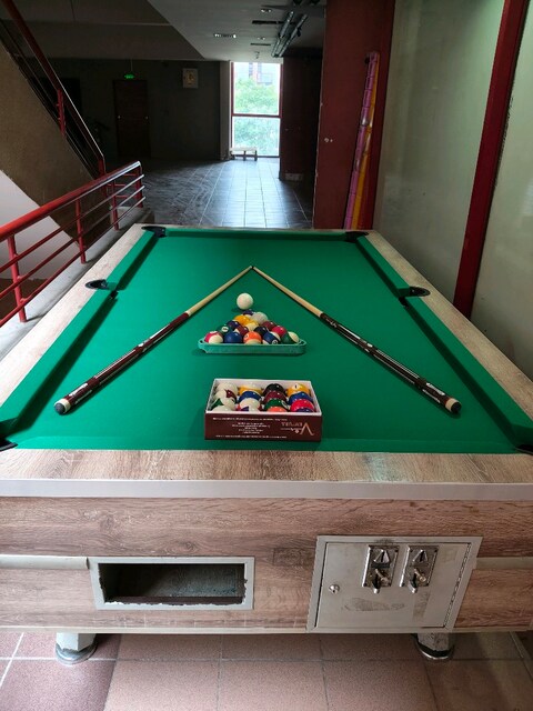 jetonlu Amerikan bilardo