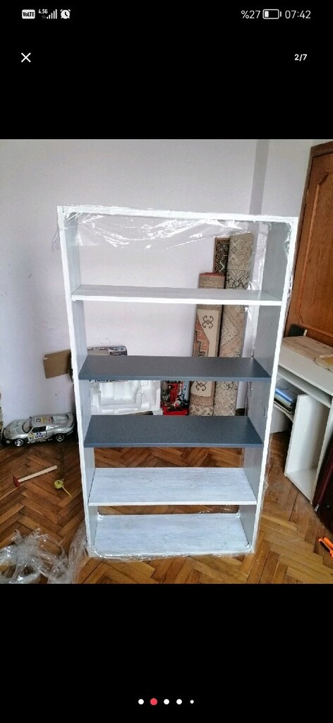 Beyaz Gri Kitaplık - 2