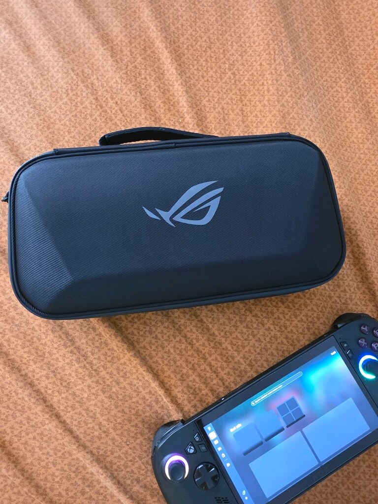 asus rog allyx AI z2 extreme RC73XA - 2