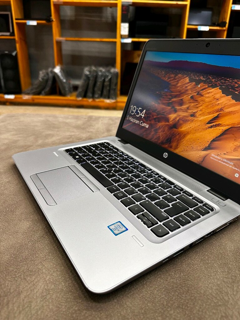 HP Elitebook i5 işlemci 8 GB SSD TEMİZ SRNSZ - 5