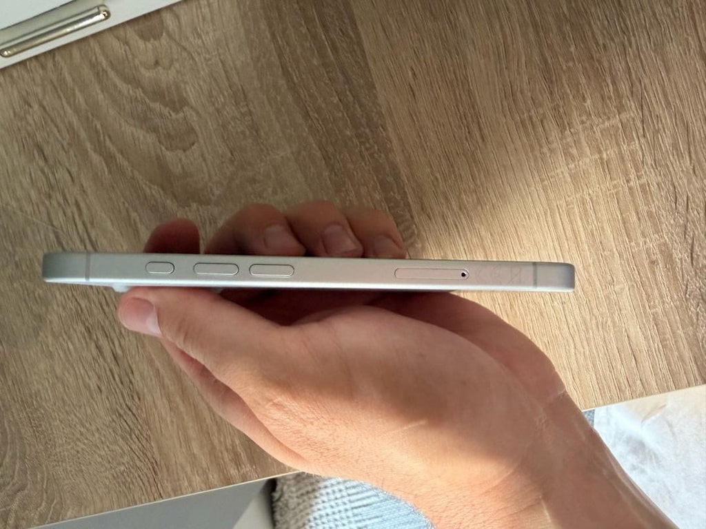 Iphone 16 128 gb Garabtili kutulu Faturalı - 4