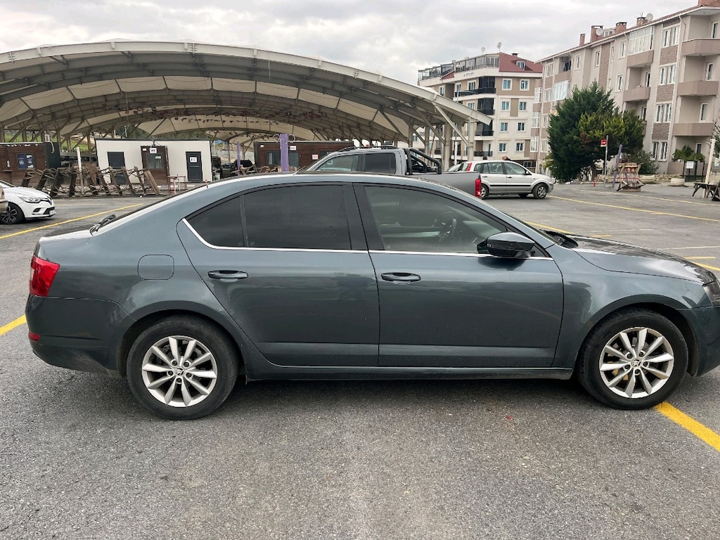 SKODA OCTAVİA TDI STYLER CR CAM TAVAN SANROFLU OTOMATİK DİZEL - 7