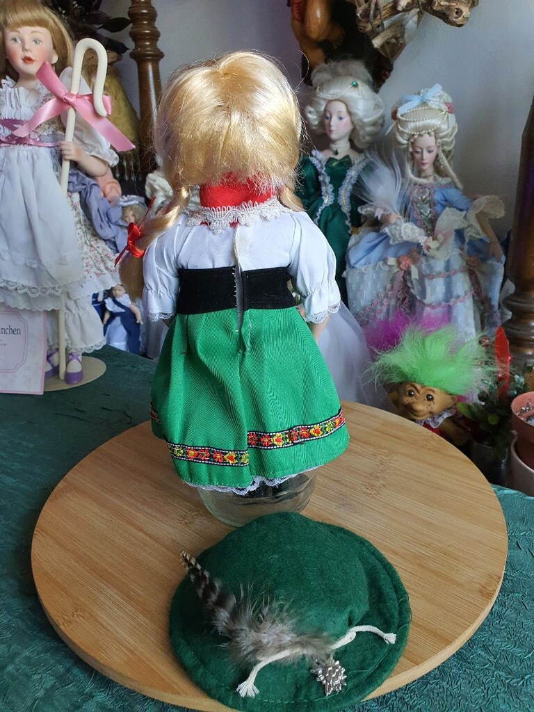 alman kostümlü porselen bebek vintage - 8