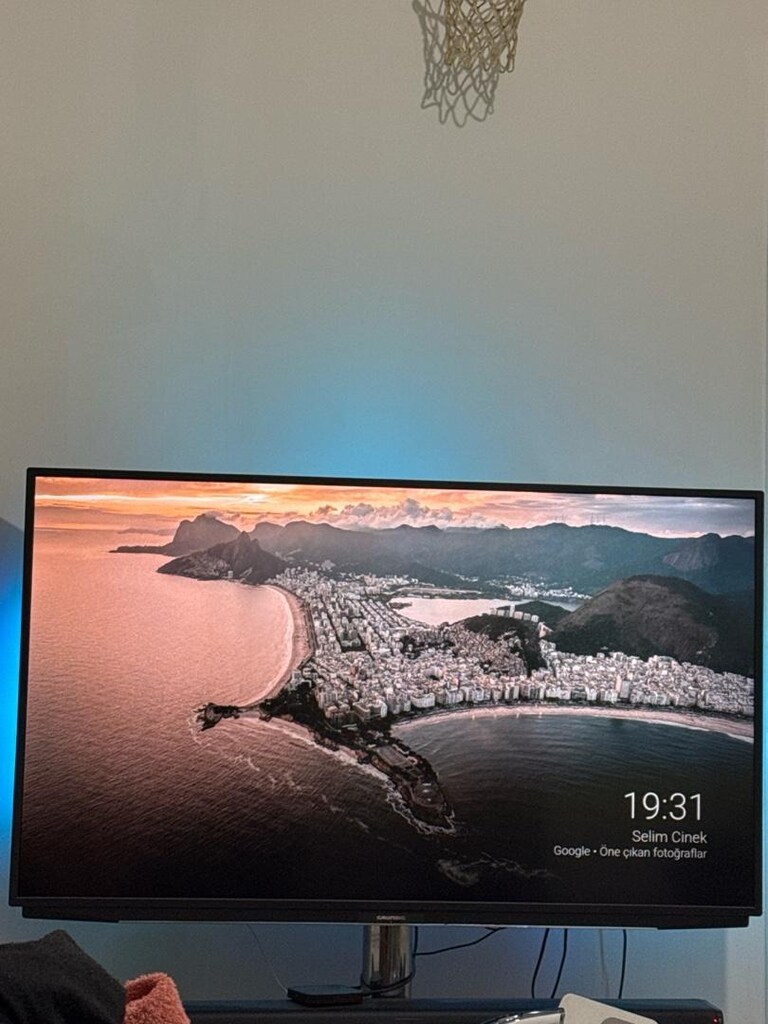 grundig marka tv - 2