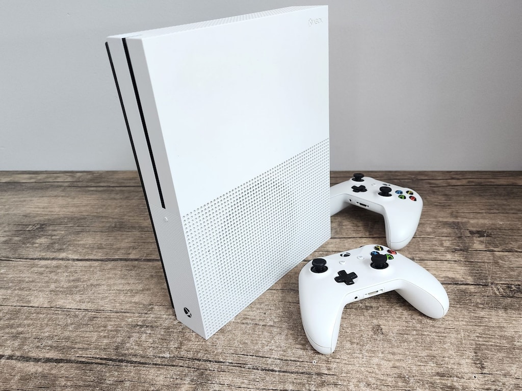 X Box One S / Çift Kol / Hatasız / 1 TB - 4