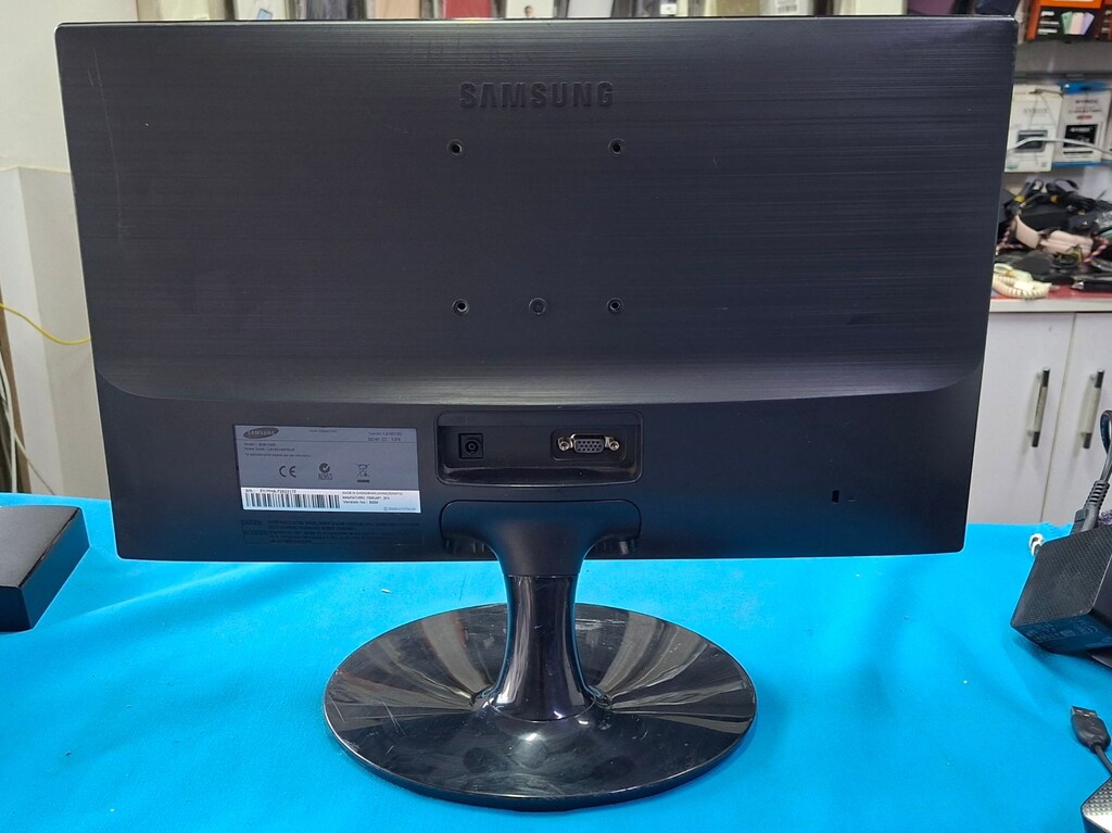 Samsung 18.5" 5ms S19C150F Geniş Ekran LED Monitör - 5