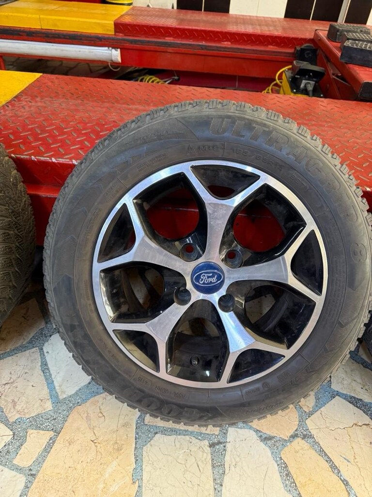 14 inç 4x108 ORJİNAL FORD JANTI KIŞ LASTİKLİ TAKIM - 4