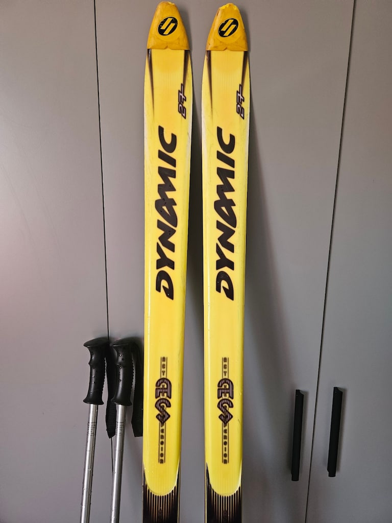 Dynamic Kayak Takımı. Batonlarla birlikte. Tertemiz. - 2