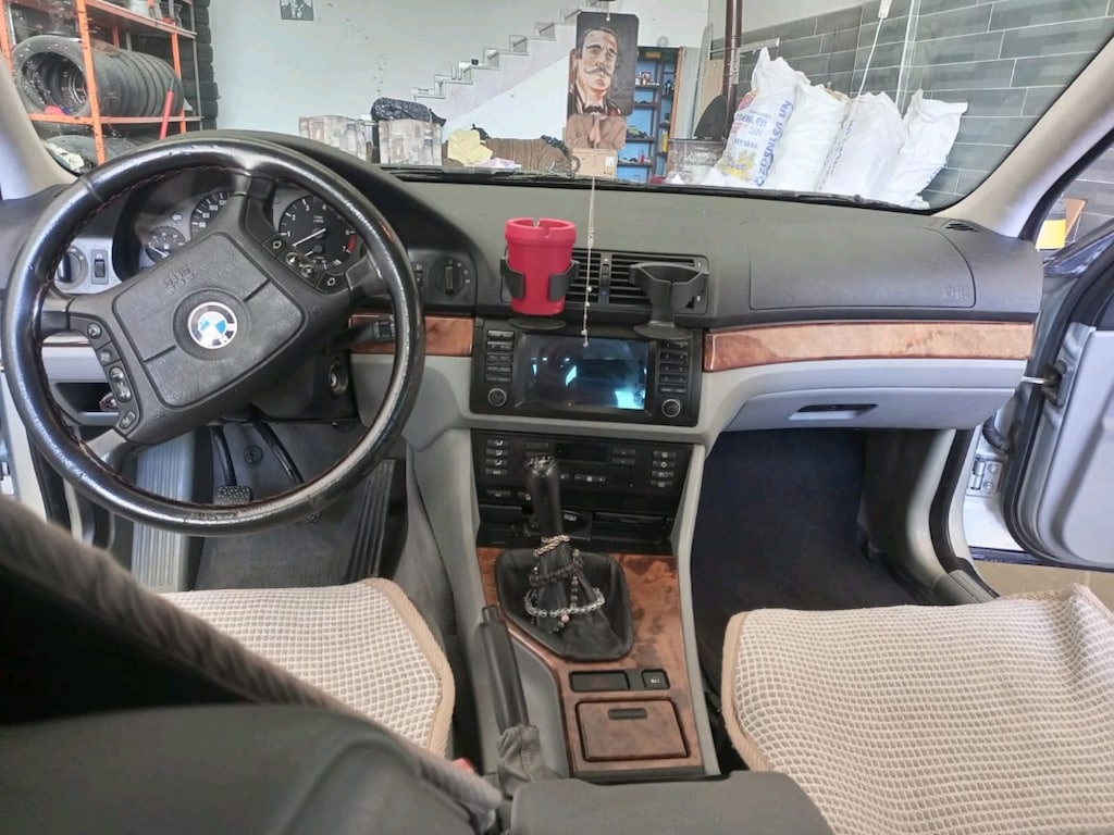 BMW 520İ - 13