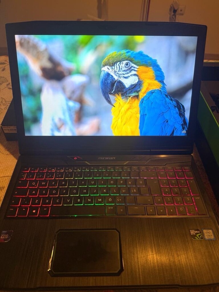 Monster abra v13.1 gaming laptop - 5
