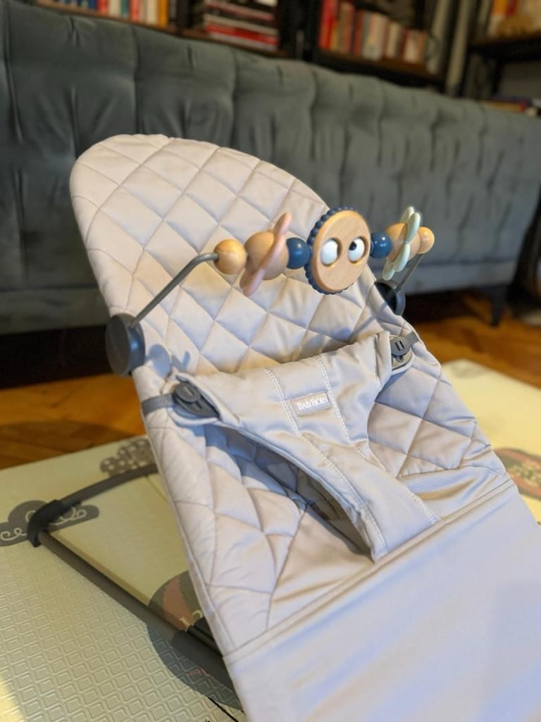 BabyBjörn Bouncer Bliss Ana Kucağı + Orijinal Ahşap Oyuncak Barı