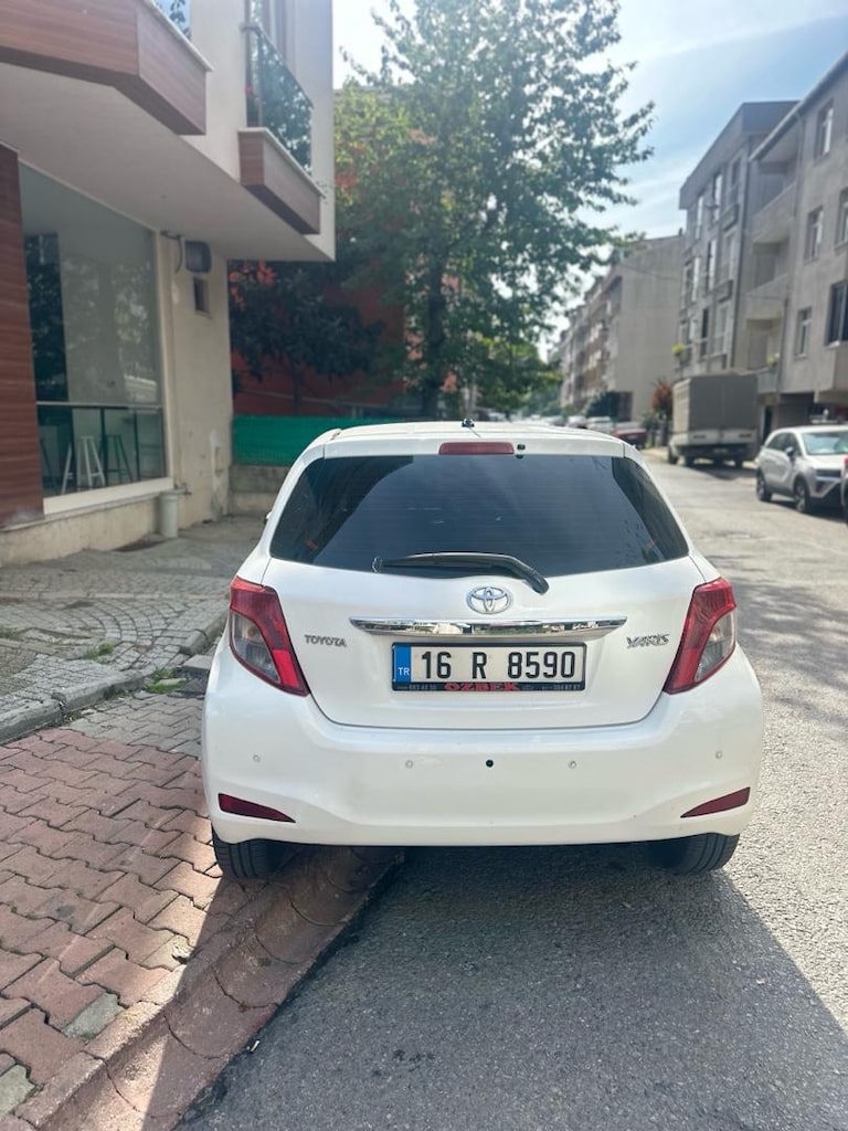 TOYOTA YARİS 1.33 STYLE OTOMATİK DEĞİŞENSİZ - 4