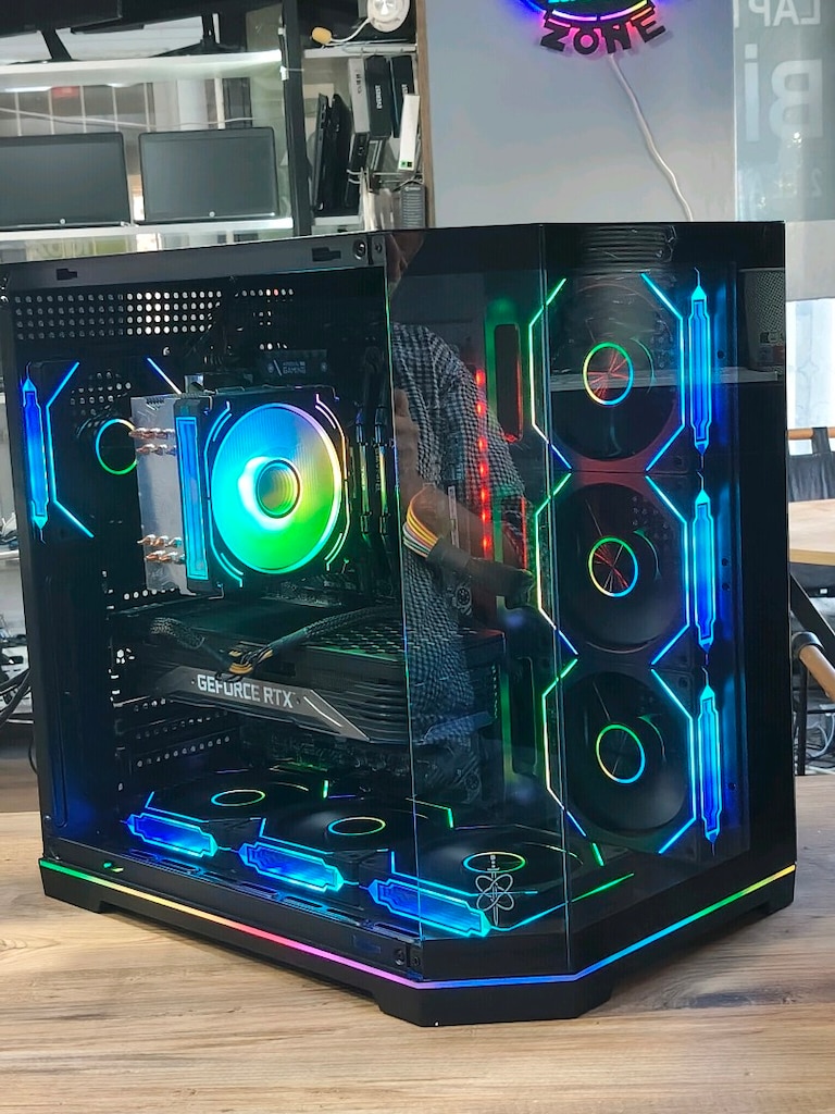 RTX 3070 RYZEN 5 5600 16GB RAM 500GB M2SSD 800W AKVARYUM KASA - 3