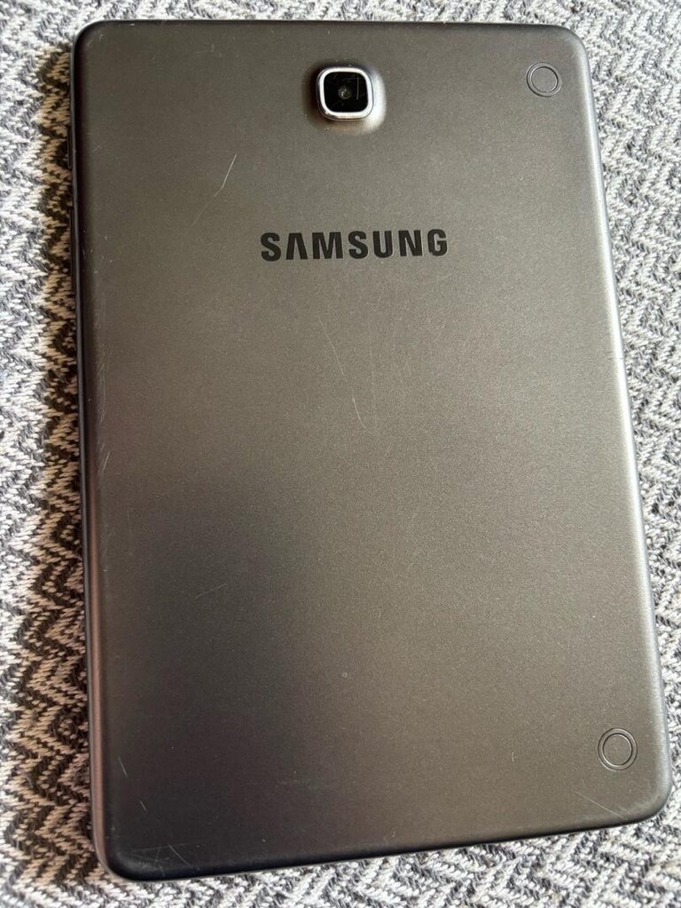 Samsung galaxy tab A - 4