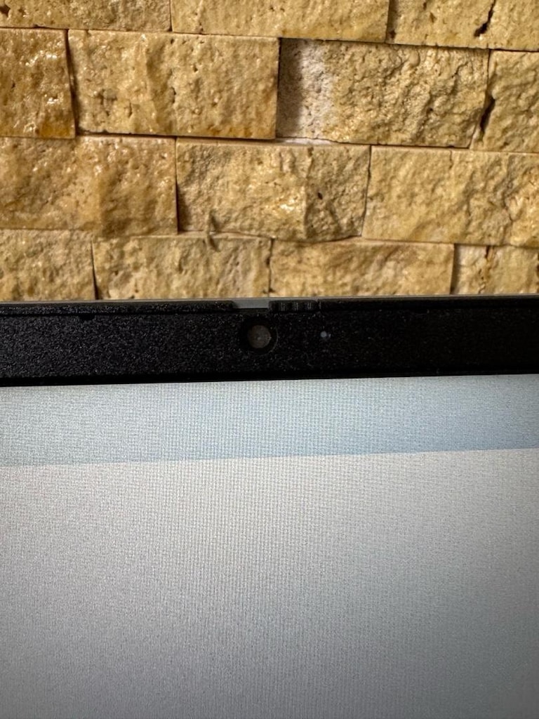 Lenovo Laptop - 4