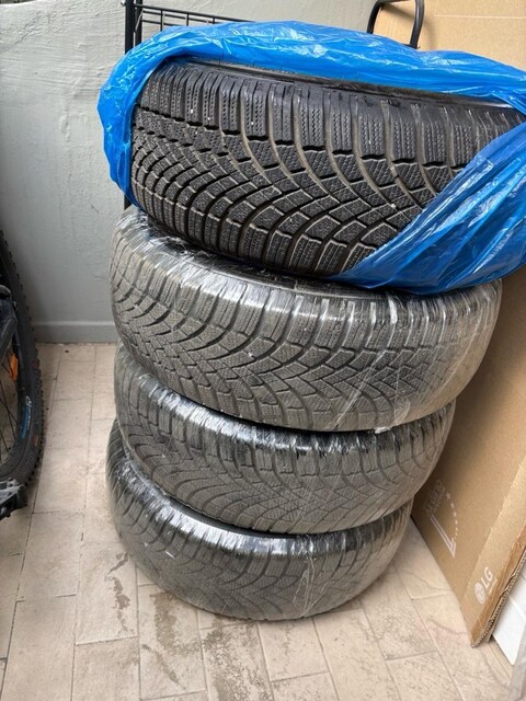 Bridgestone Blizzak LM005 Kışlık RFT 2025 40.hafta, 205/55R16 94V