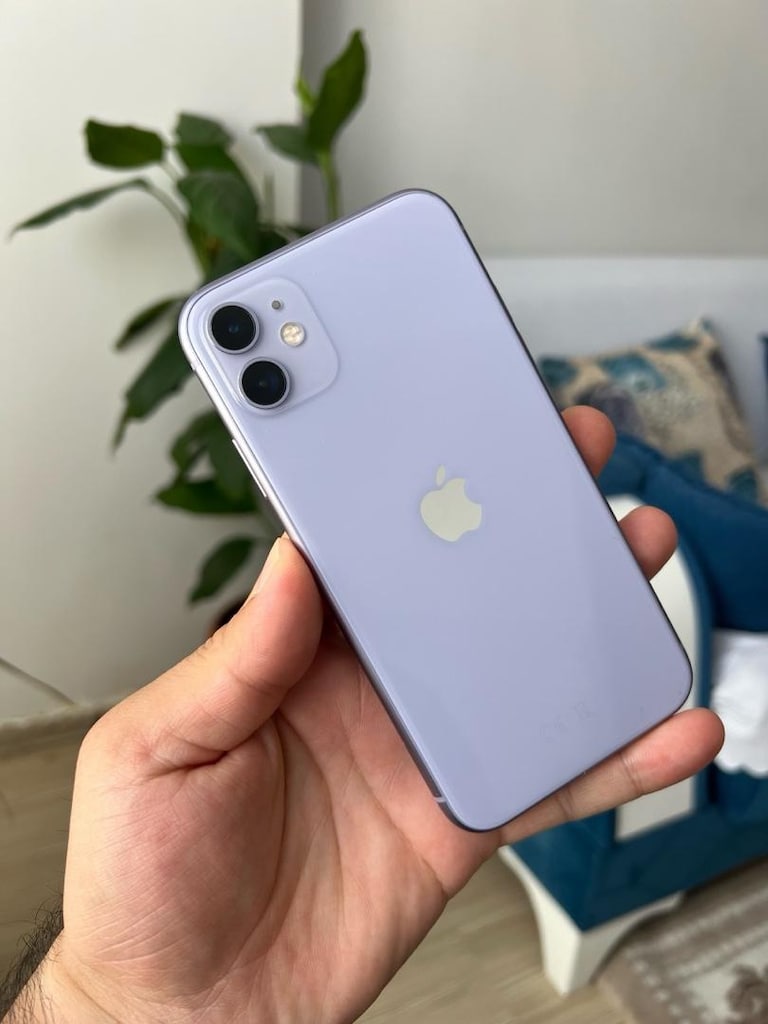 iPhone 11 64 GB Pil %100 Orjinal TR Cihaz - 2