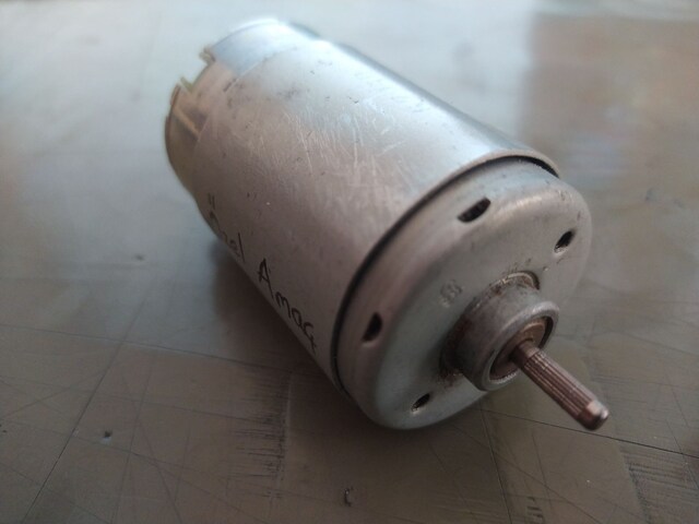 RS-545 226gr 12 V düşük devirli yüksek torklu özel amaç DC Motor