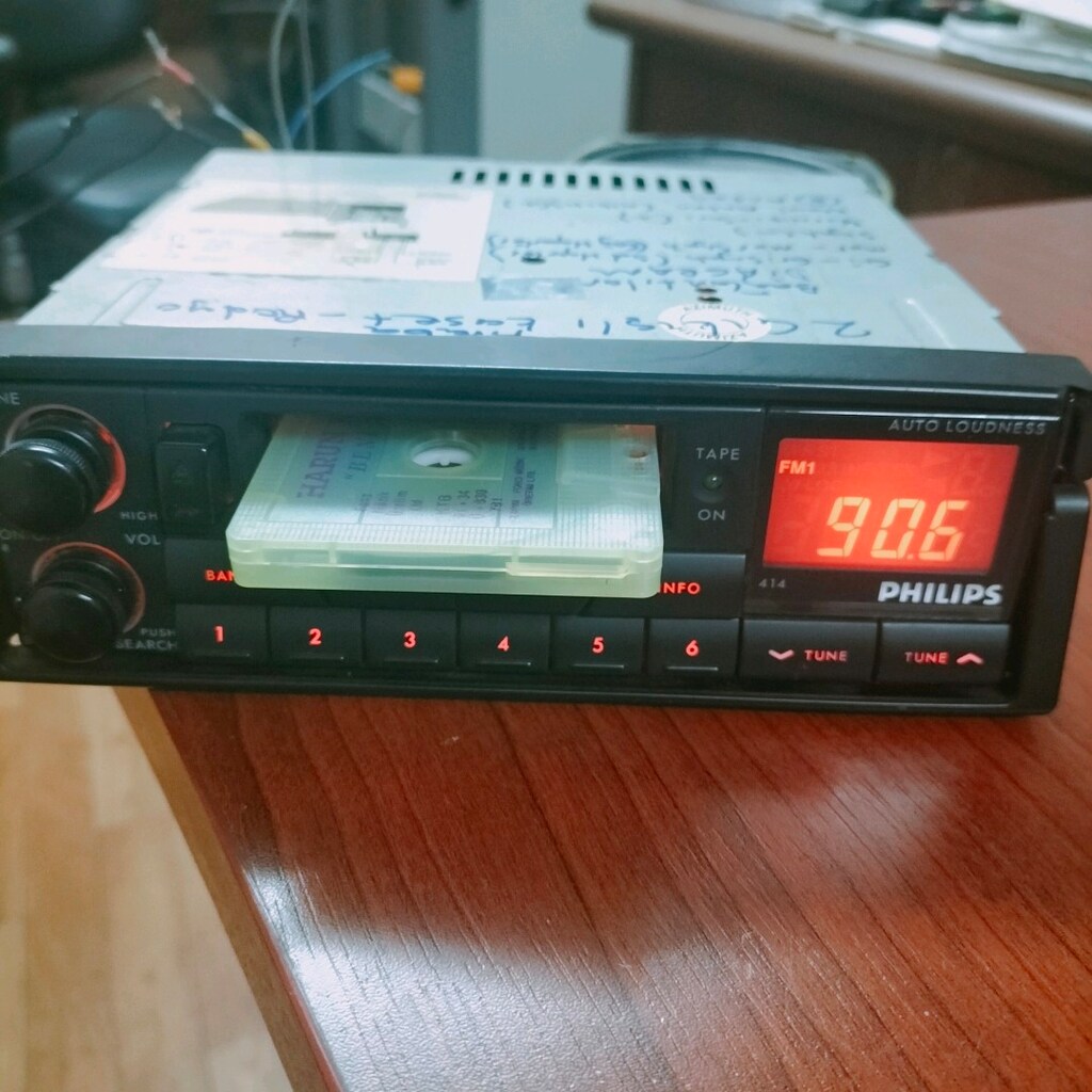 Philips oto teyp.Kaset kısmı çalışıyor. - 2