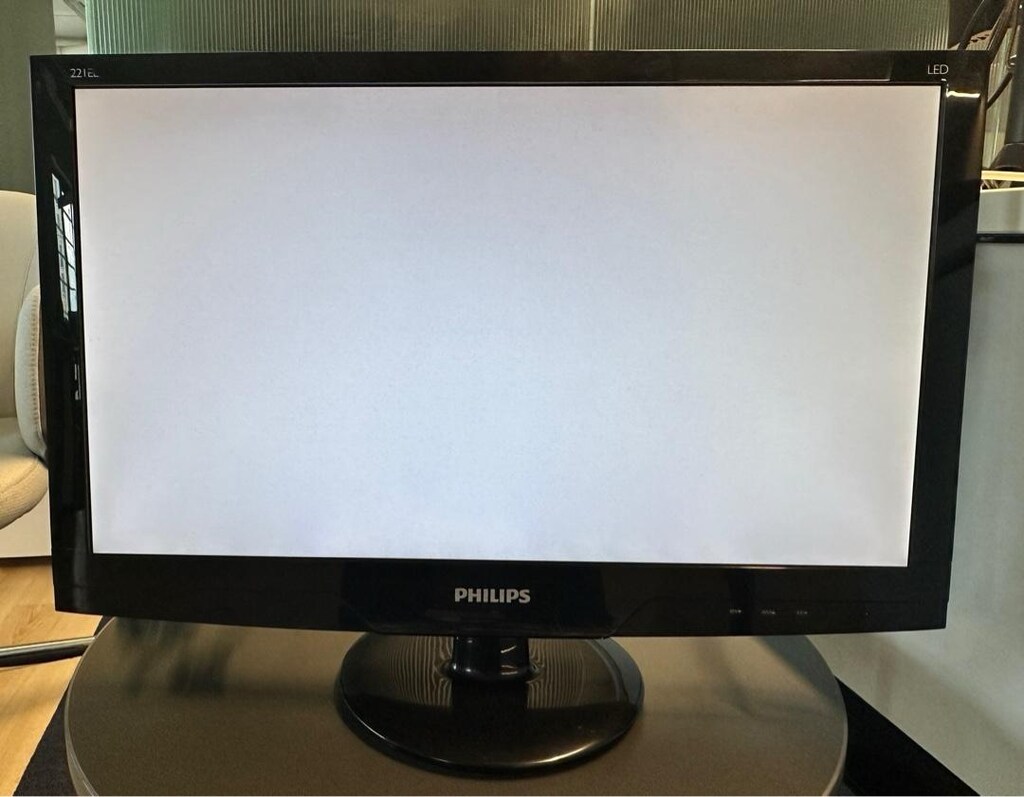 Philips 221EL 21.5 Full HD LED Monitör Sorunsuz - 3