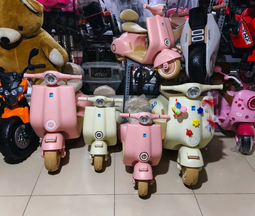 VESPA'LARDA KAMPANYA ORTA BOY 11500 BÜYÜK 22500 AKÜLÜ ARABA SCOOTER - 2