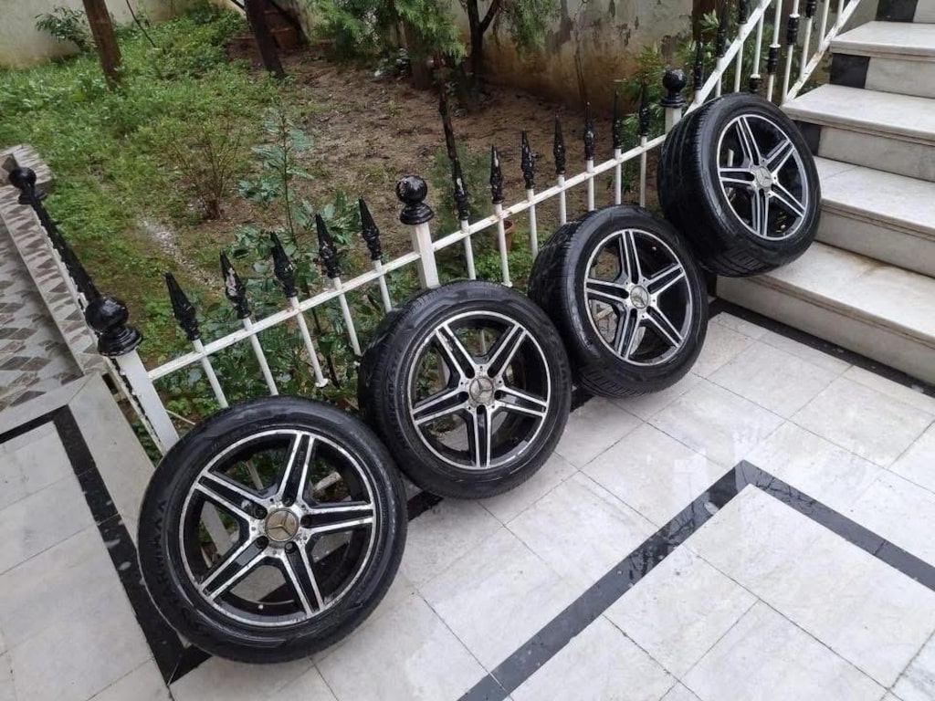 Mercedes Amg dir Cla Lara olur C serisi E serisi hepsine olur bijon - 6
