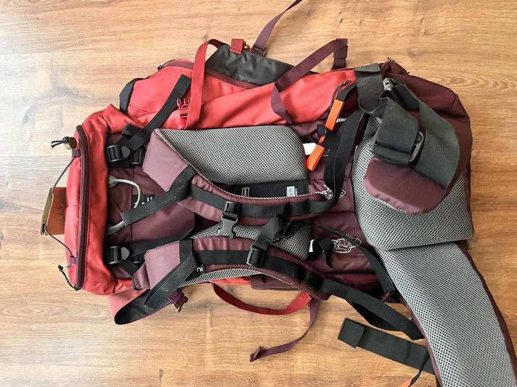 FORCLAZ MT100 Easyfit 50L Trekking ve Kamp Sırt Çantası (SIFIR) - 3