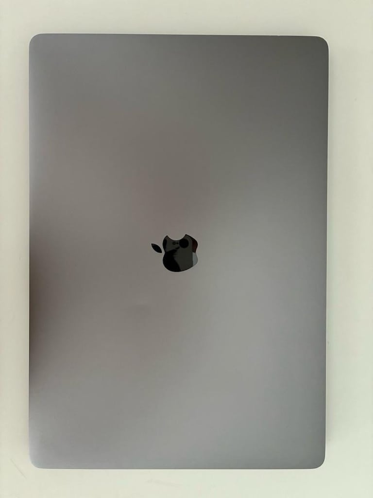 MACBOOK PRO i9 2019 16GB RAM 1TB SSD 16 inch - 2