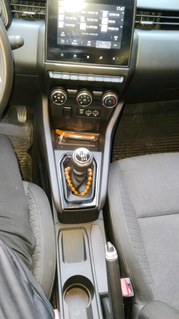 HATASIZ 2023 MODEL 1.0 TCE CLİO TOUCH - 9