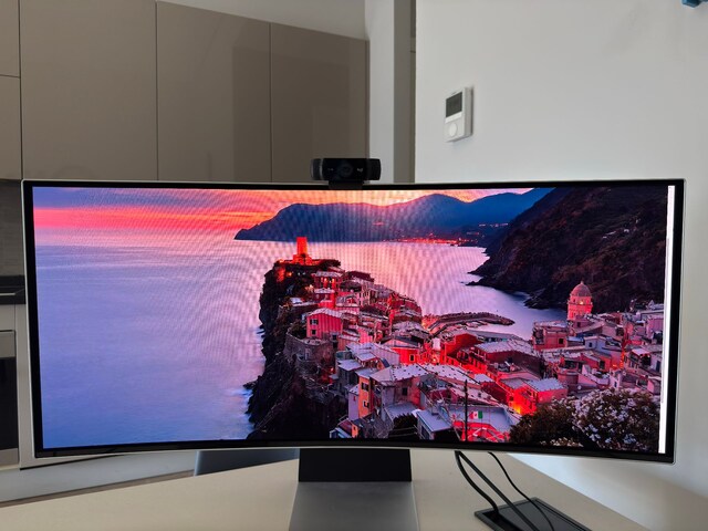 Samsung Smart Odyssey OLED G8 34" Monitör