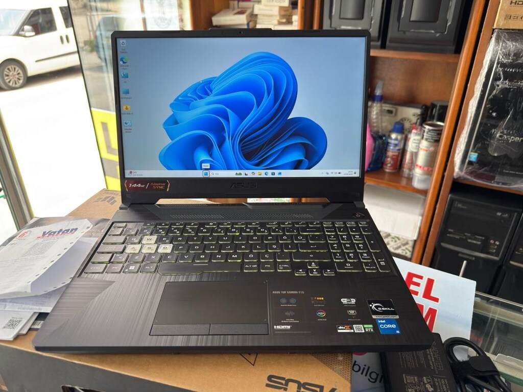 ASUS TUF F15 İ5 11400H 16/512/RTX 3050 OYUN CANAVARI - 17