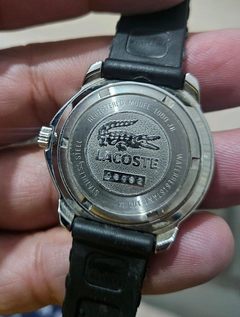 Lacoste 1000J15 Saat - Sorunu sıkıntısı yok ve çok iyi durumda. 38mm ç - 5