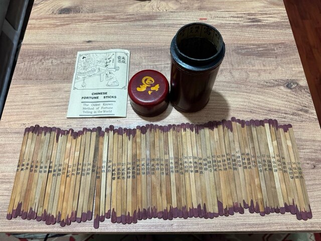 Orijinal Kutulu Antika Çin Fal Çubukları Seti (Chinese Fortune Sticks)