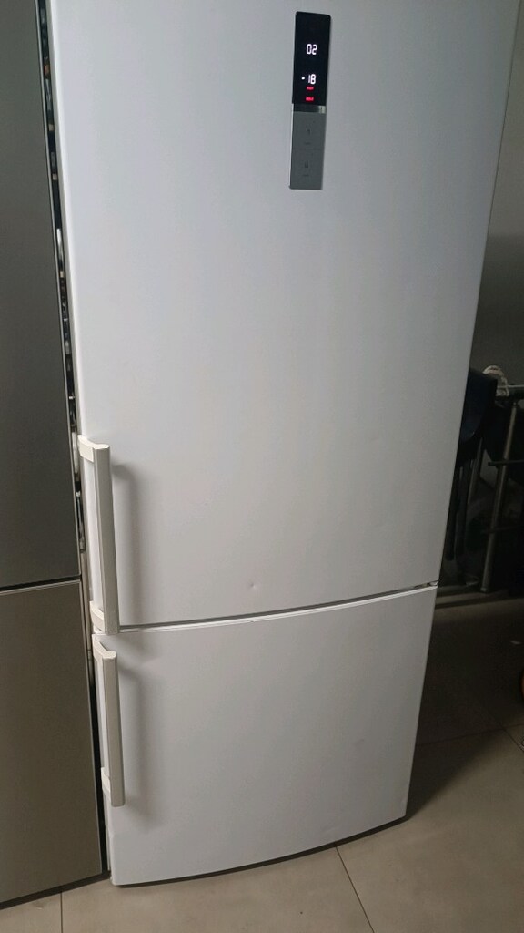 Bosch 500 Litre alttan donduruculu nofrost buzdolabı - 4