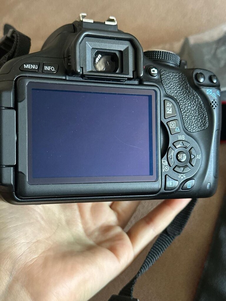 Canon 600D 18-55 lensli Fotoğraf Makinesi - 5