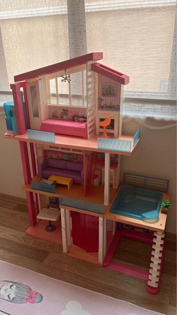 barbie evi