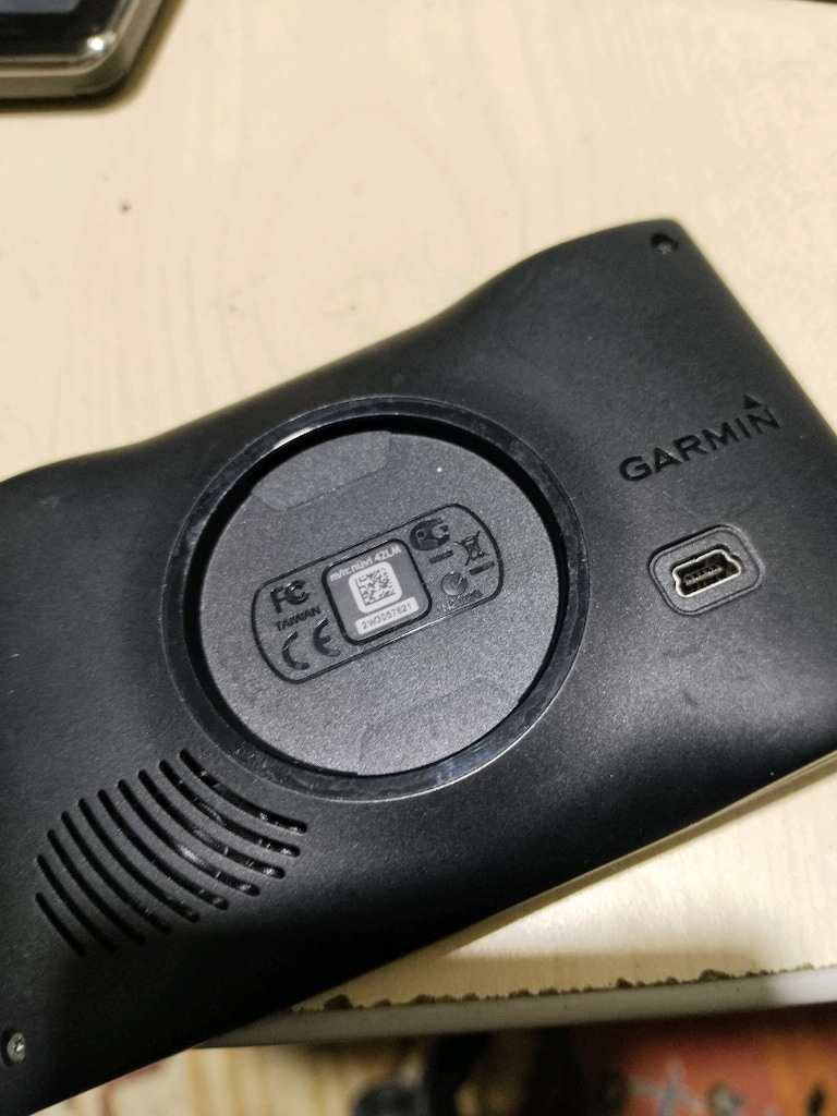 GARMIN MARKA NAVİGASYON CİHAZI ( BATARYA SARZ ALMİYO ) - 3