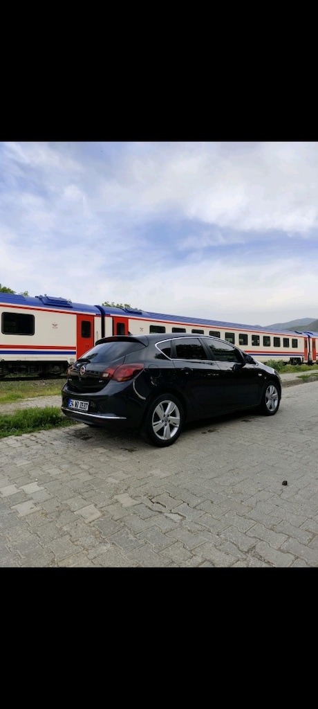 MASRAFSIZ & TRİGERİ YENİ! 136 BİN KM ASTRA J SPORT - 12