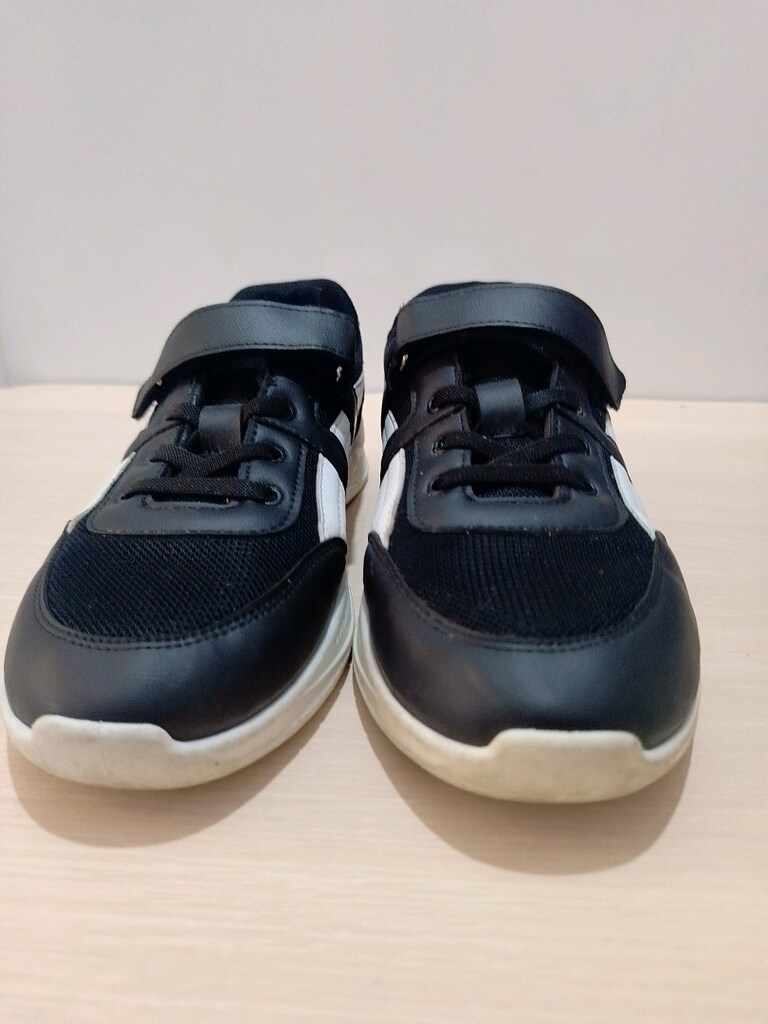 Unisex Sneaker - 5