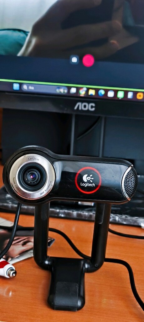 Logitech QuickCam Pro 9000 - Mikrofonlu Otomatik Odaklamalı HD+ - 8